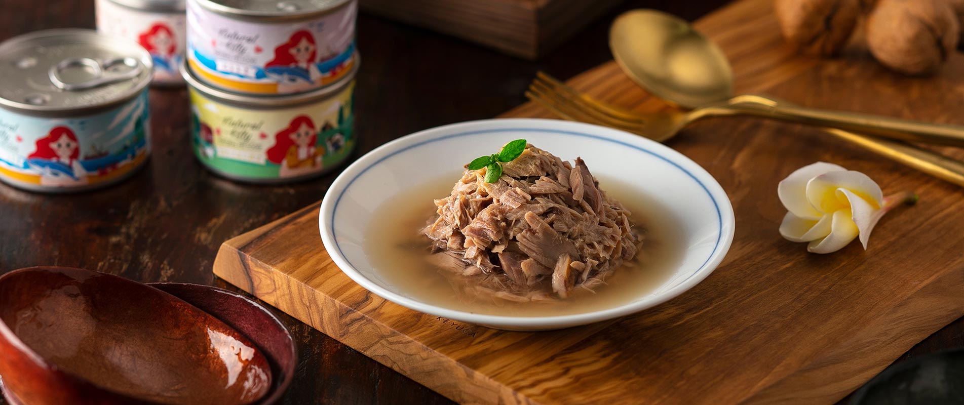 Tuna in Broth