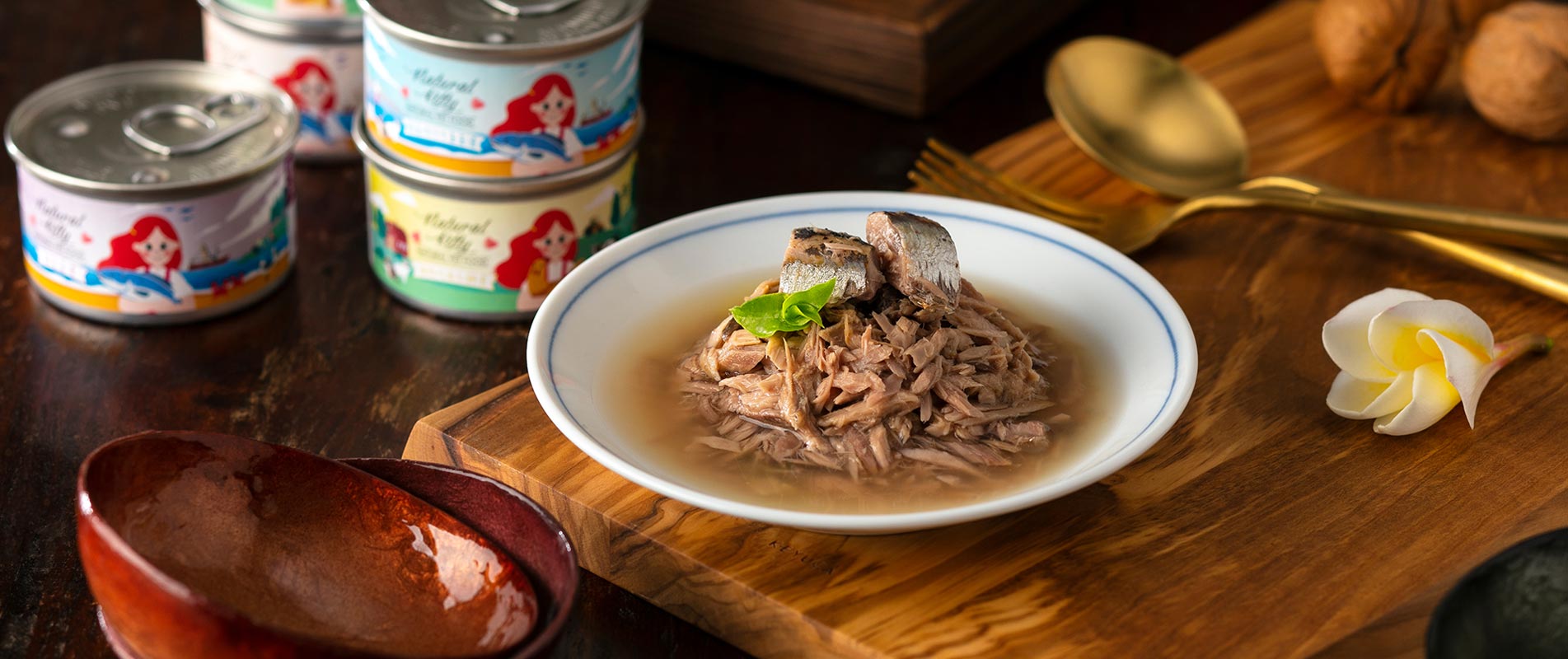 Tuna with Sardine in Broth