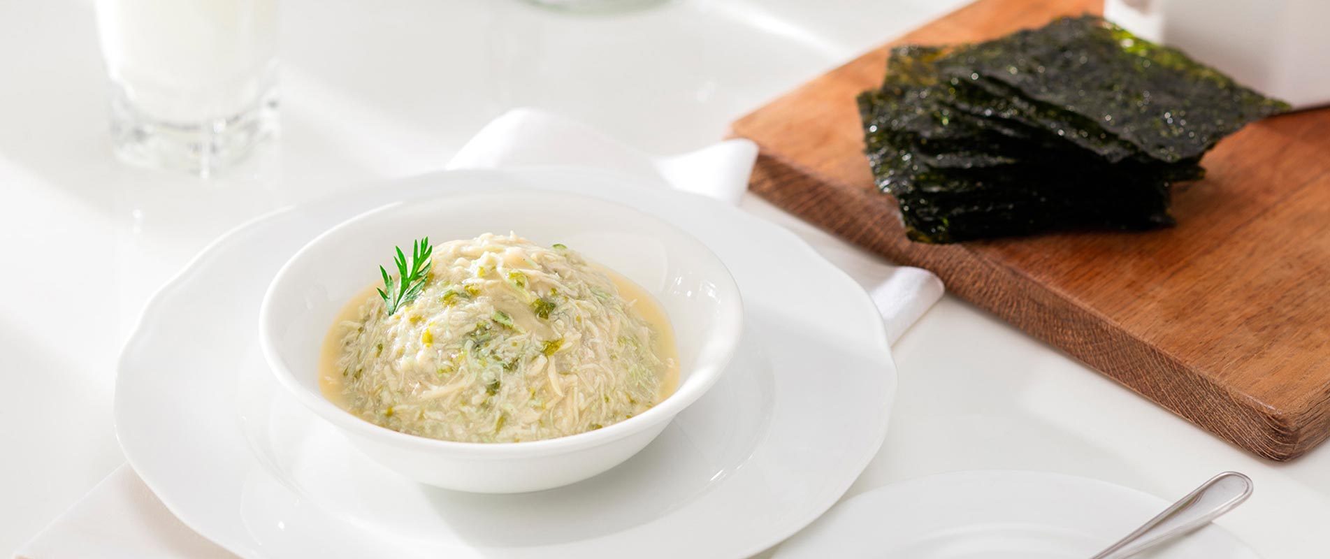 Chicken with Seaweed in Gravy