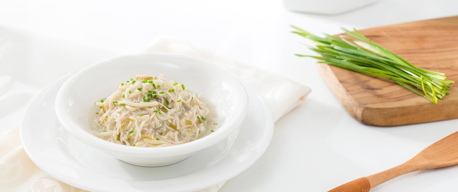 Chicken with Wheat Grass in Gravy